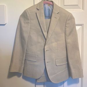 Bought at Dillards. Wore 1 time for a wedding, like new!